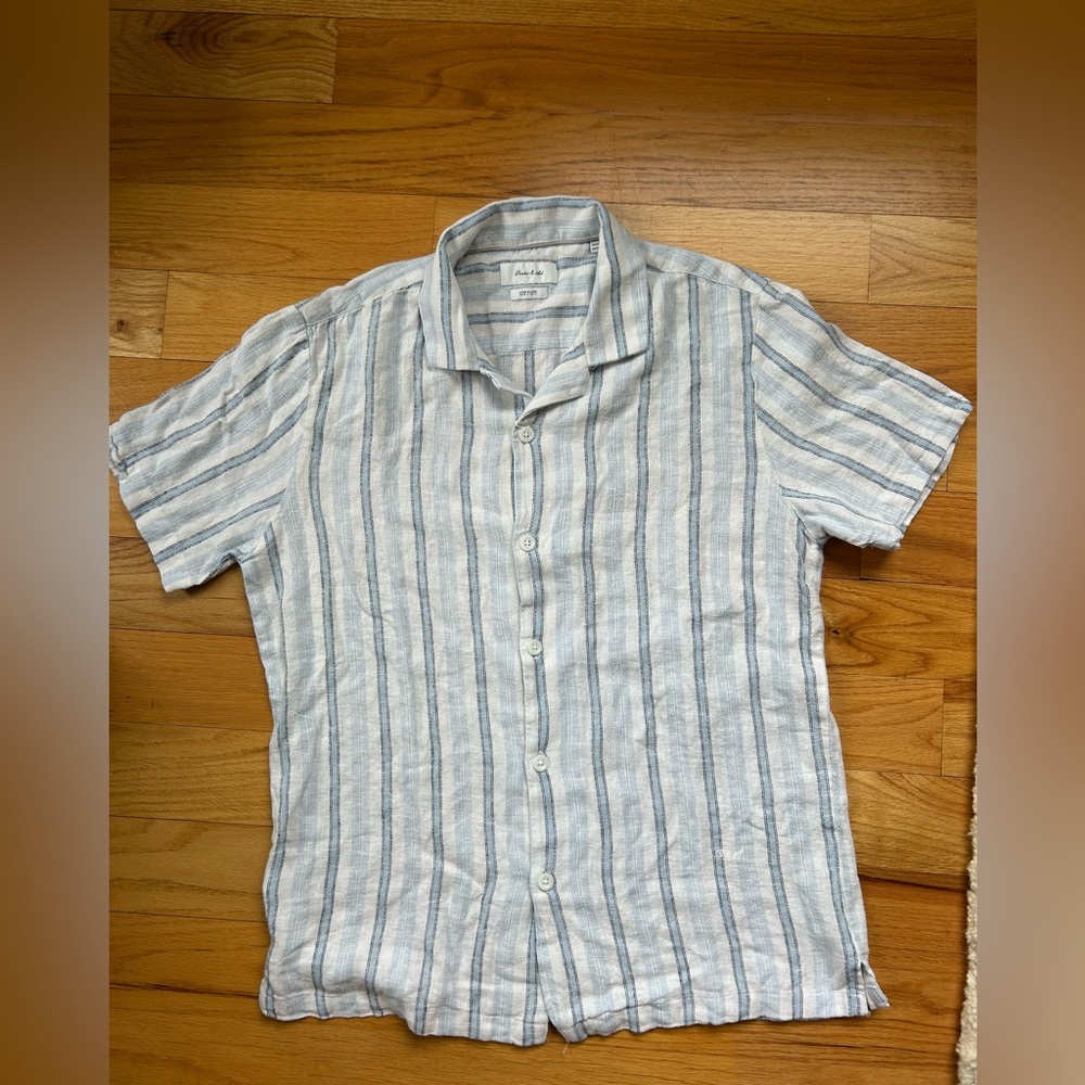 Striped Blue and White Men’s Casual Button-Down Shirt